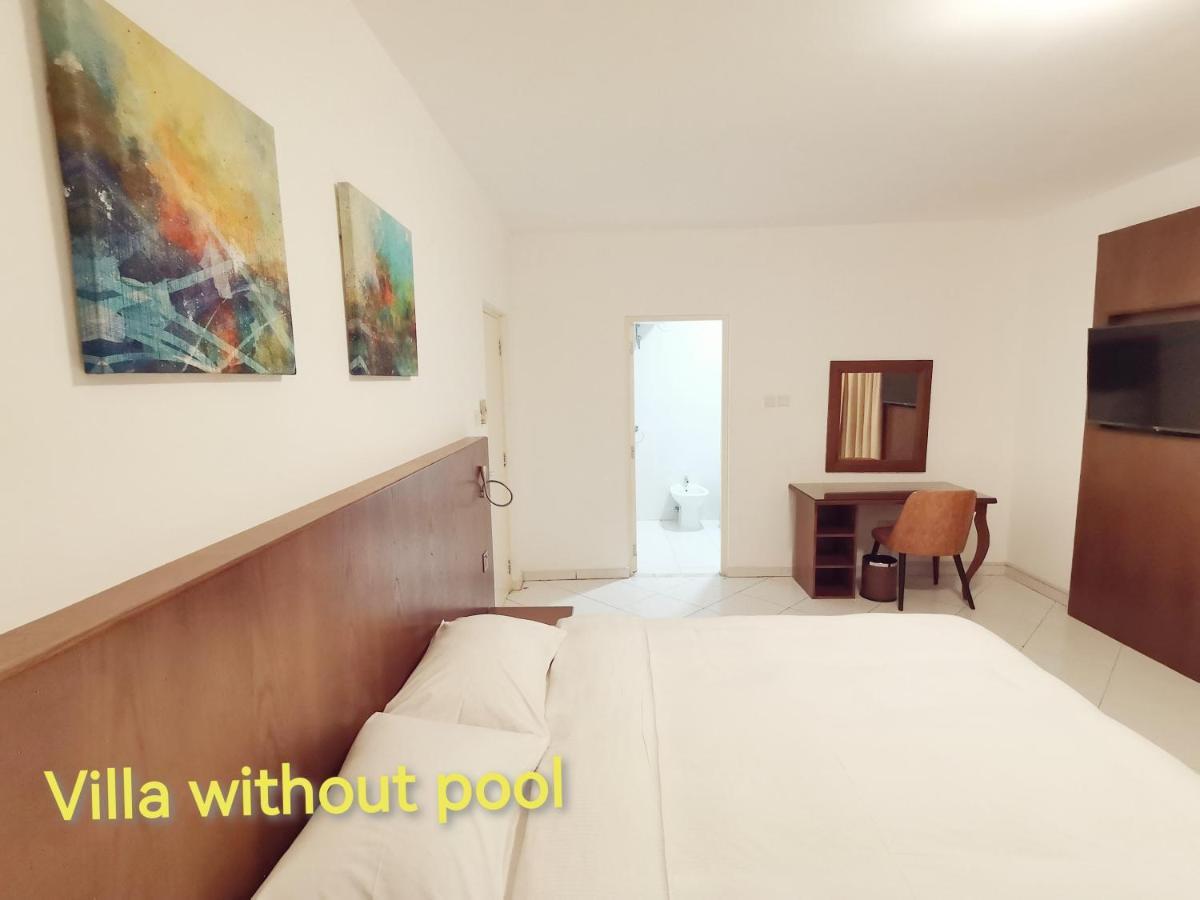 J5 Four Bedroom Villa Holiday Home In Al Wasl For Families Only Dubaï Extérieur photo